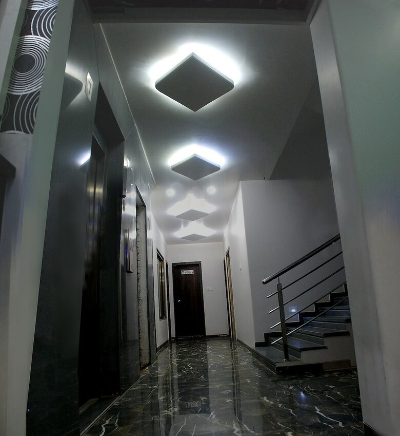Hotel Sai Bansi