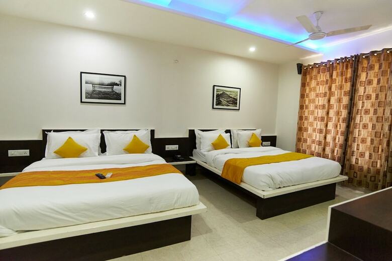 Hotel Sai Bansi