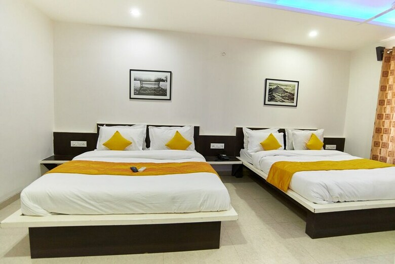 Hotel Sai Bansi