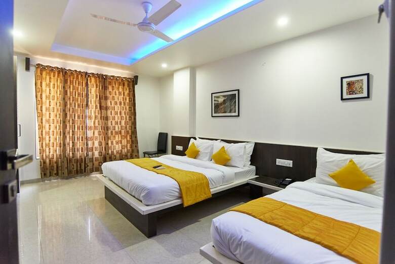 Hotel Sai Bansi