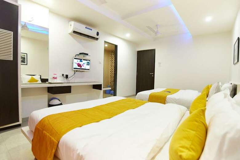 Hotel Sai Bansi