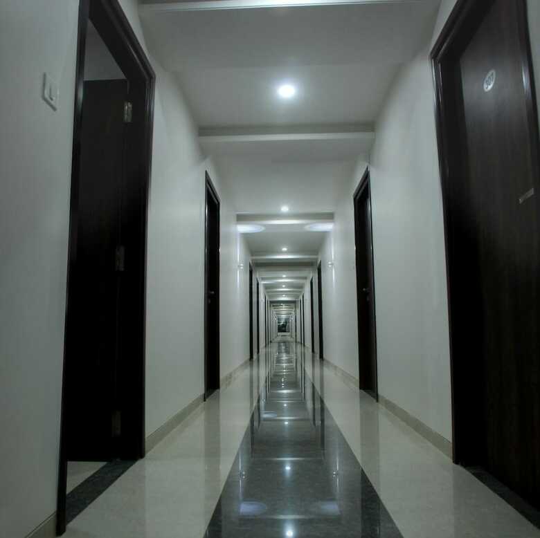 Hotel Sai Bansi