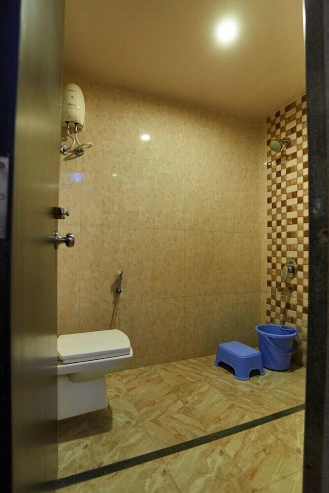 Hotel Sai Bansi