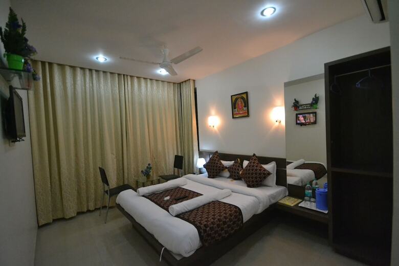 Hotel Sai Sakha