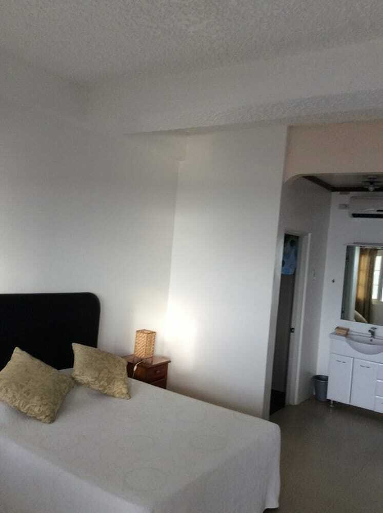 Apartamento Camotes Flying Fish Resort