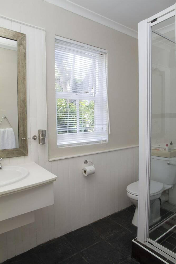 Bed & Breakfast Conifer Beach House