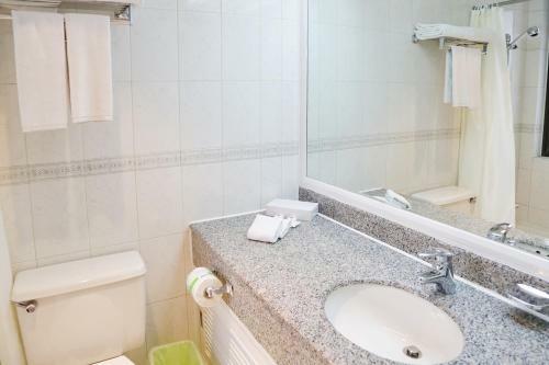 Beijing Lido Place Apartment