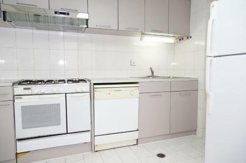 Beijing Lido Place Apartment