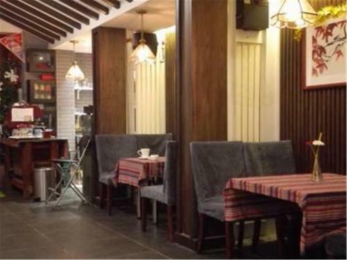Qian Men Hostel