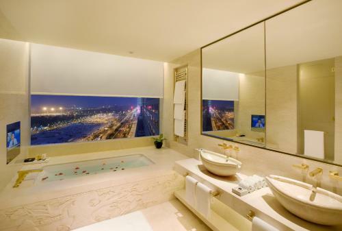 Pangu 7 Star Hotel Beijing