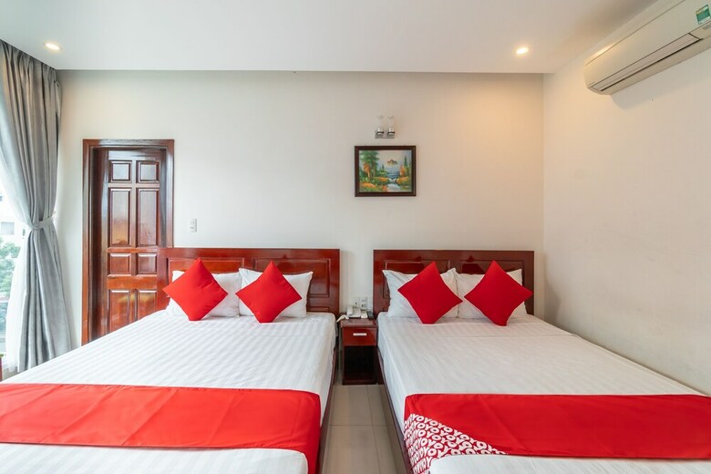 Oyo 389 Gold Summer Hotel