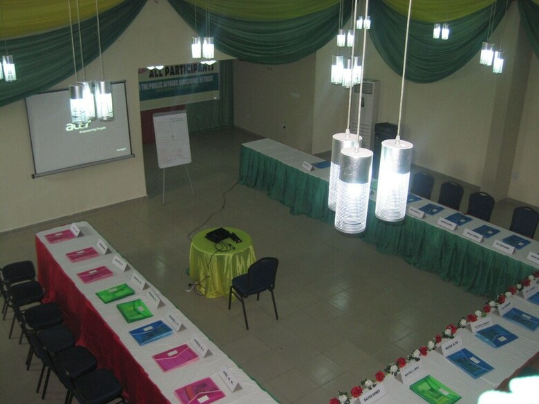 Axari Hotel & Suites
