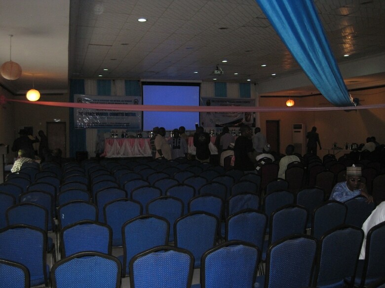 Axari Hotel & Suites