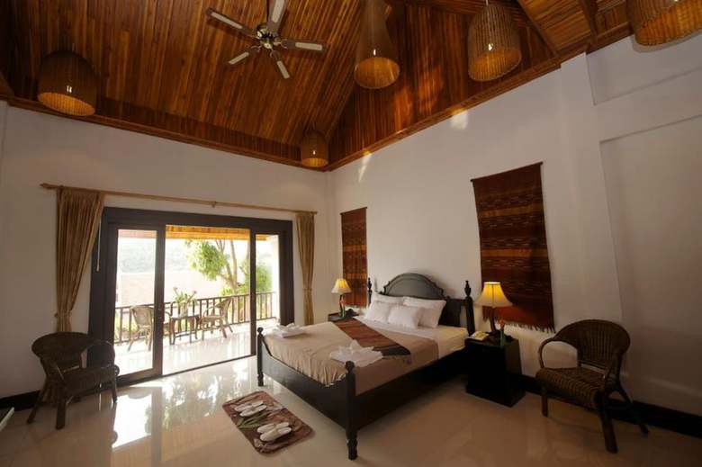 Nam Ou Riverside Hotel & Resort