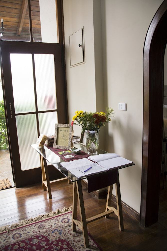 Hotel Hilltop Guesthouse