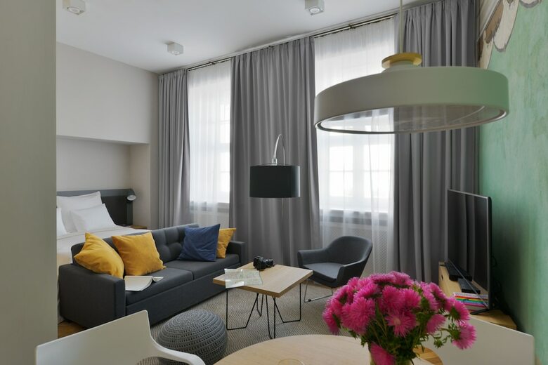 Stradonia Serviced Apartments