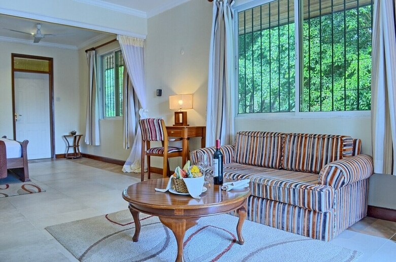 Sovereign Hotel