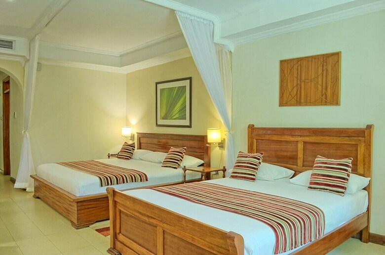 Sovereign Hotel