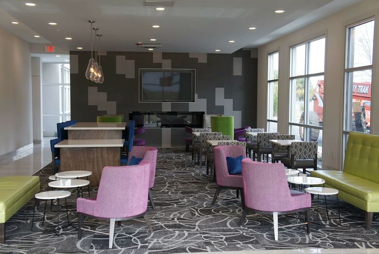 Hotel La Quinta Inn & Suites By Wyndham Mobile
