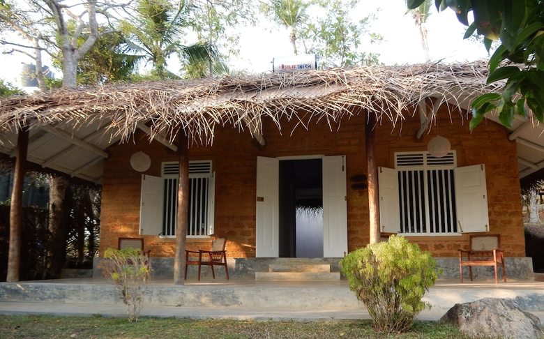 Hotel Kadolana Eco Village