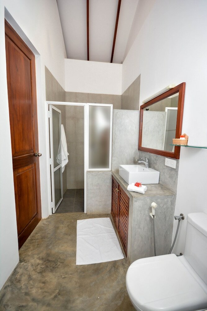 Hotel Kadolana Eco Village