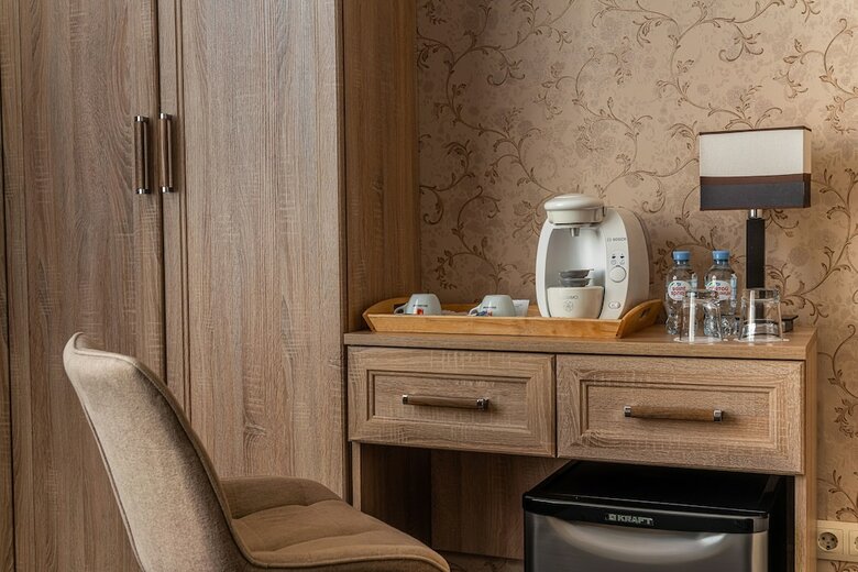 Kravt Hotel