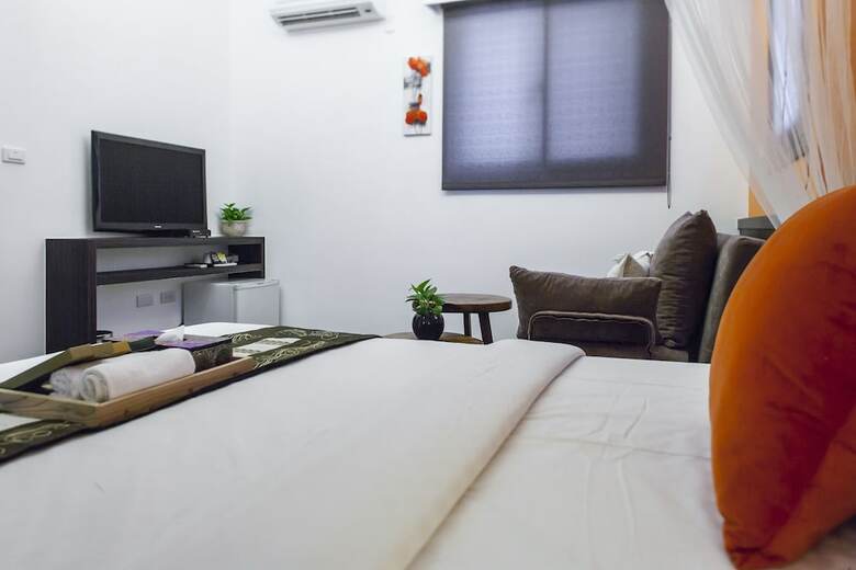 Bed & Breakfast East Runnel Villa Young