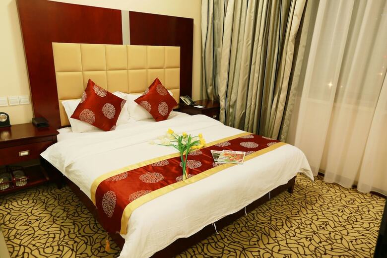 Central Business Hotel