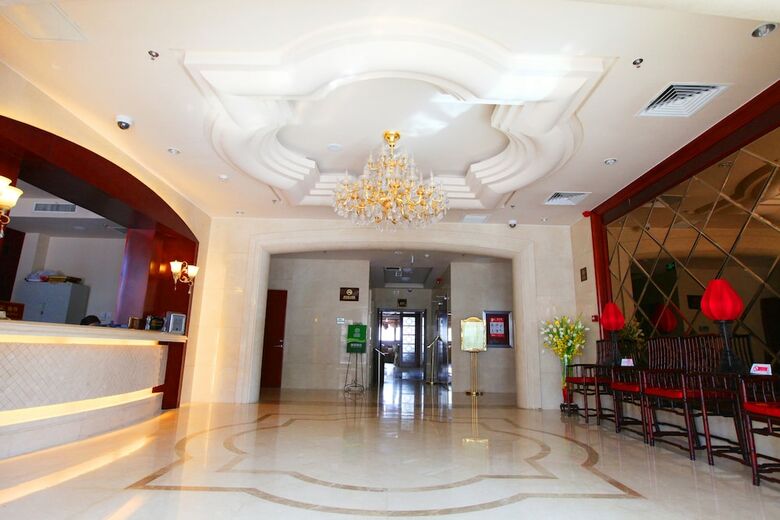 Central Business Hotel
