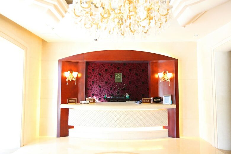 Central Business Hotel