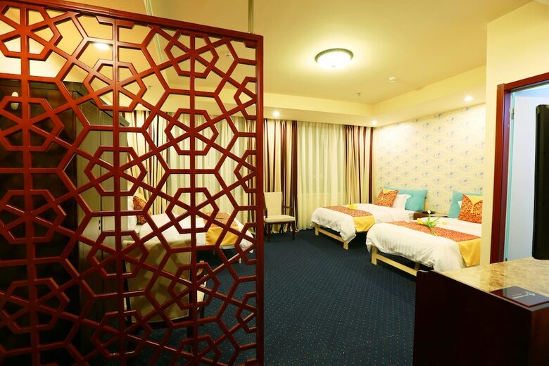 Central Business Hotel