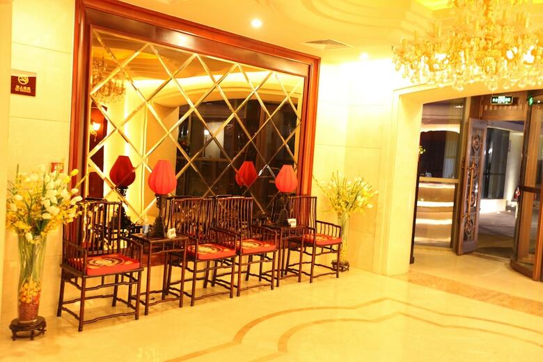 Central Business Hotel