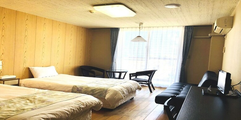 Hotel La Teada Kume-island