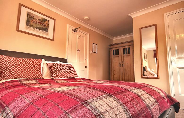 Bed & Breakfast Chimneys