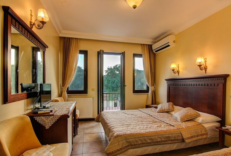 Hotel Alya