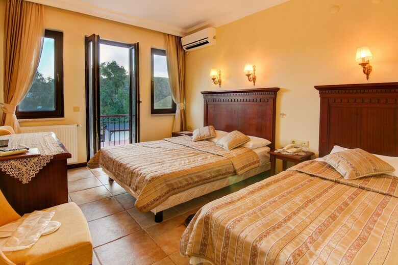 Hotel Alya