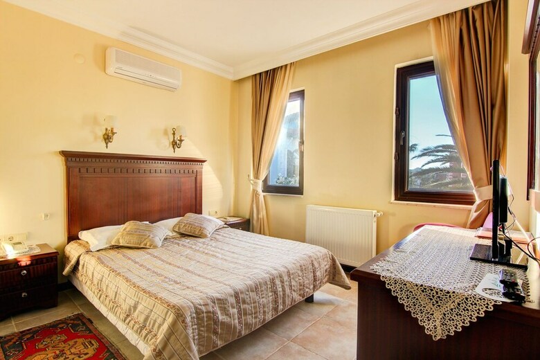 Hotel Alya