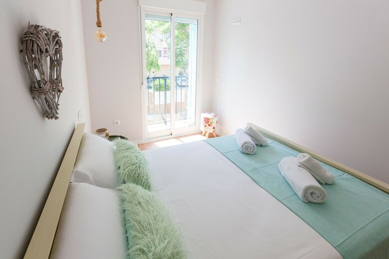 Apartamentos Renthas Huelin Beach