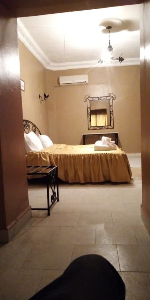 Hotel Chez Salmi