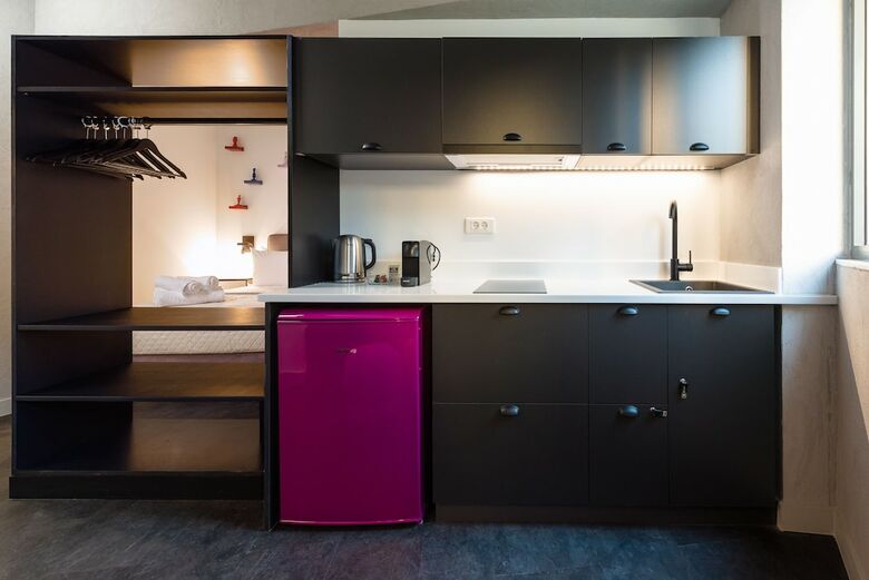 Apartamentos Downtown Athens Lofts