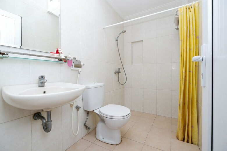 Hotel Oyo 1451 Arya Graha