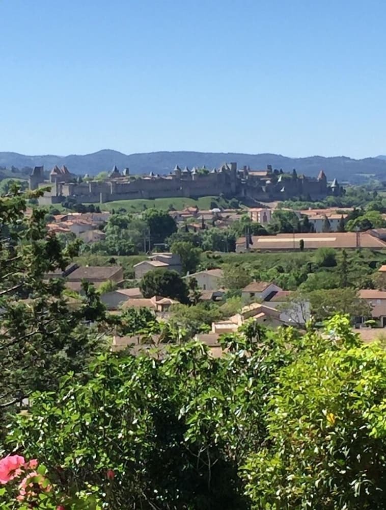 Bed & Breakfast Vue Imprenable Sur Cit� - Villa Rose