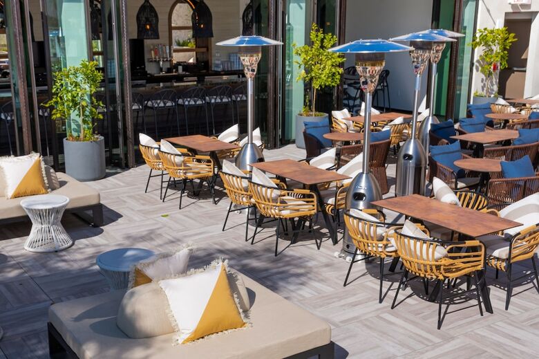 The Mayfair Hotel Los Angeles