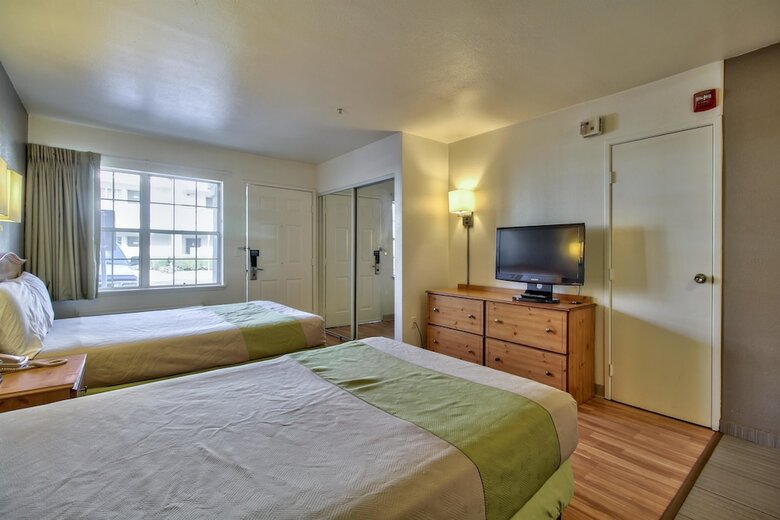 Motel Studio 6 Phoenix, Az - Deer Valley