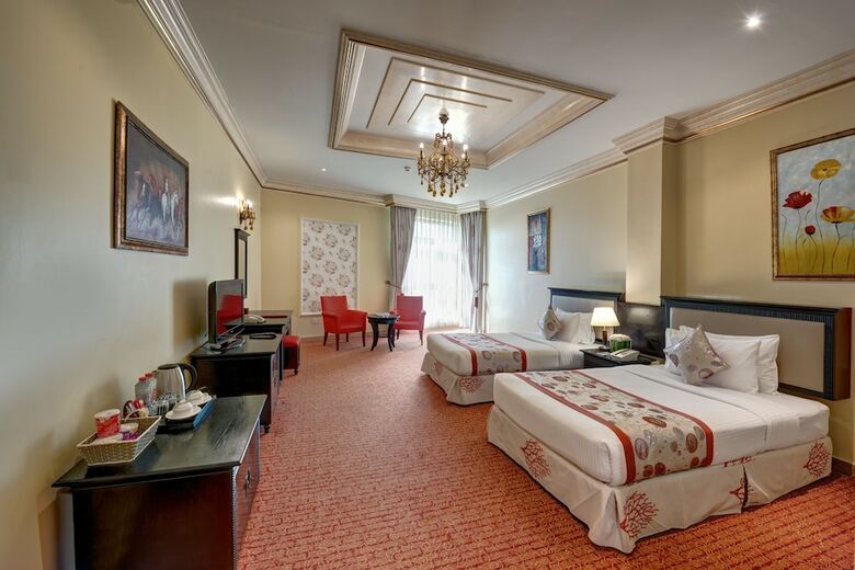 Hotel Sahara Beach Resort & Spa