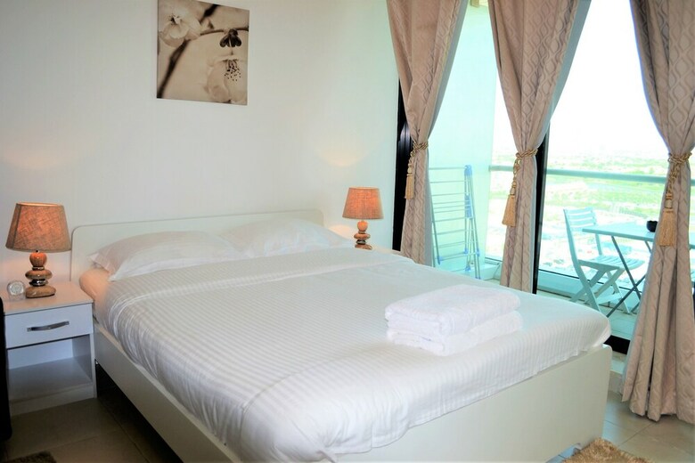 Apartamento Ascapes Goldcrest Views 2 Tower