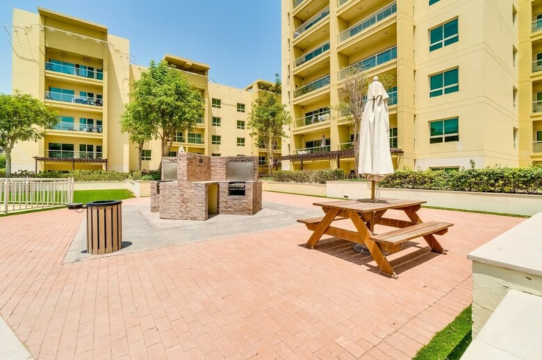 Short Booking - 1 Bdr Apartment Greens