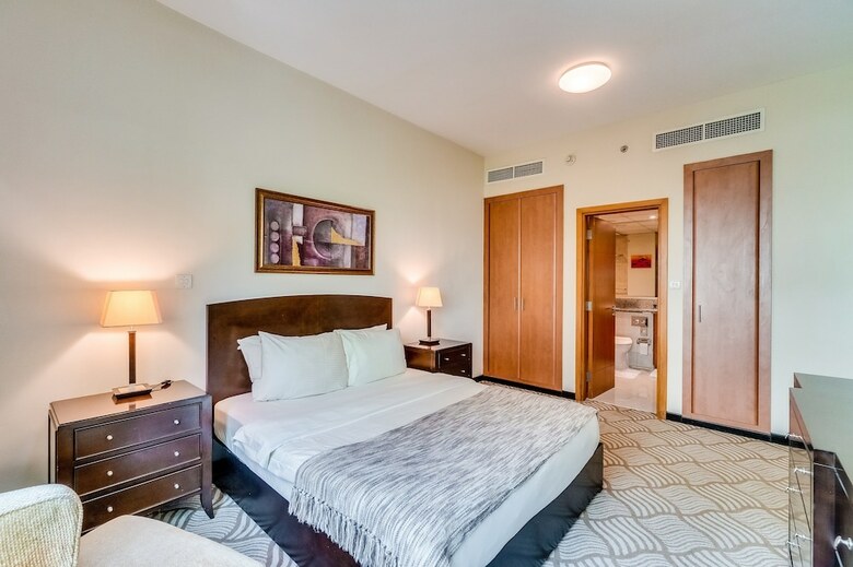 Short Booking - 1 Bdr Apartment Greens