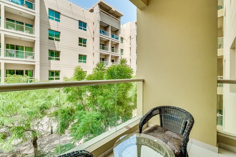 Short Booking - 1 Bdr Apartment Greens