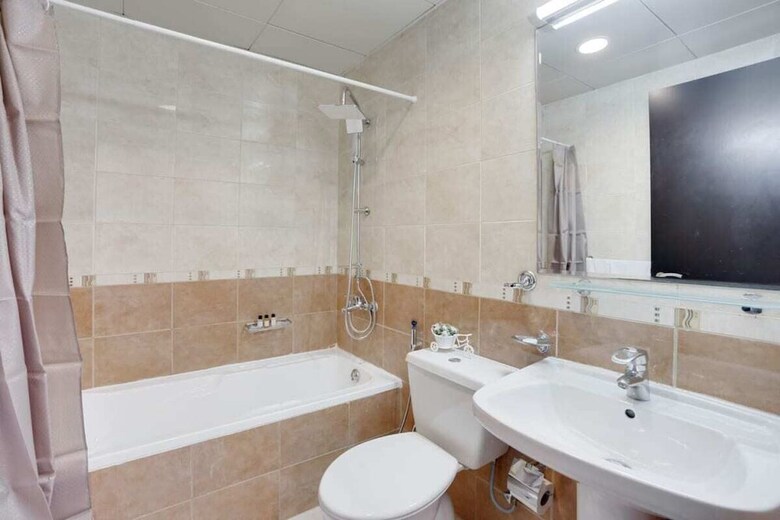 Dazzling Apartment In Dubai Gate Central Of Jlt